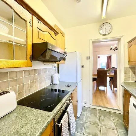 Enjoy A Unique Home Near Canterbury City Centre Sleeps Up To 5 Exterior photo