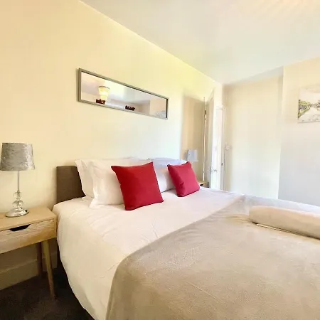 Enjoy A Unique Home Near Canterbury City Centre Sleeps Up To 5 Exterior photo