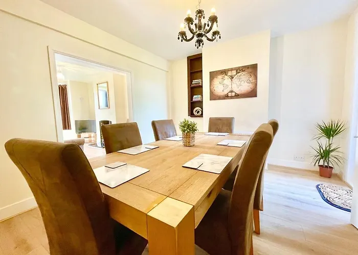 Home Near Canterbury City Centre Greta For Families, Contractors Or Holidays! Sleeps 5