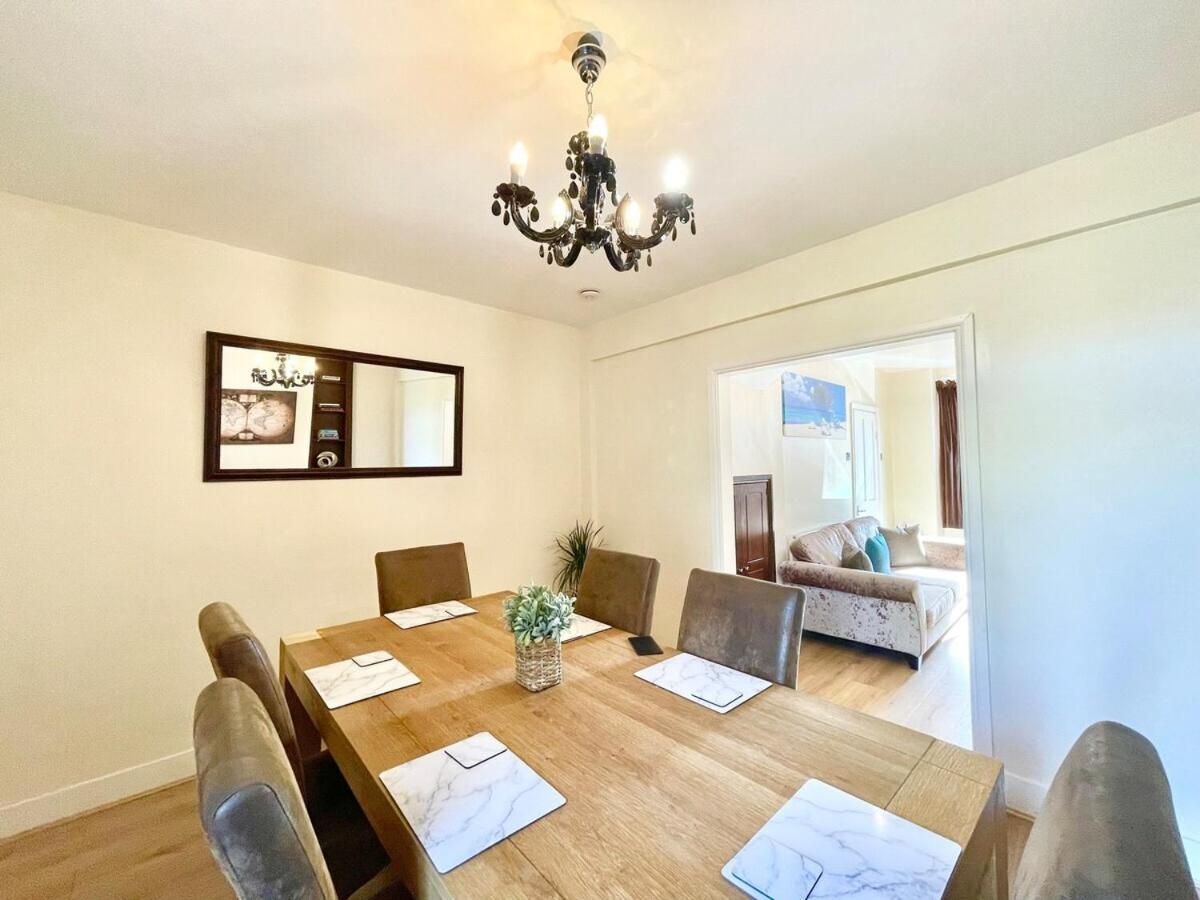Holiday home Home Near Canterbury City Centre Greta For Families, Contractors Or Holidays! Sleeps 5 Canterbury